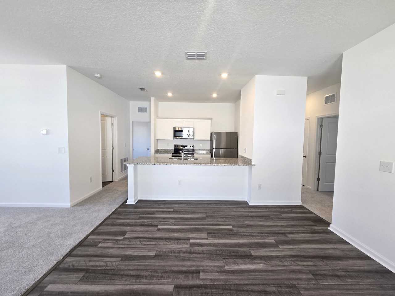 12101 Kelly Ann Loop - Photo 3 of 19