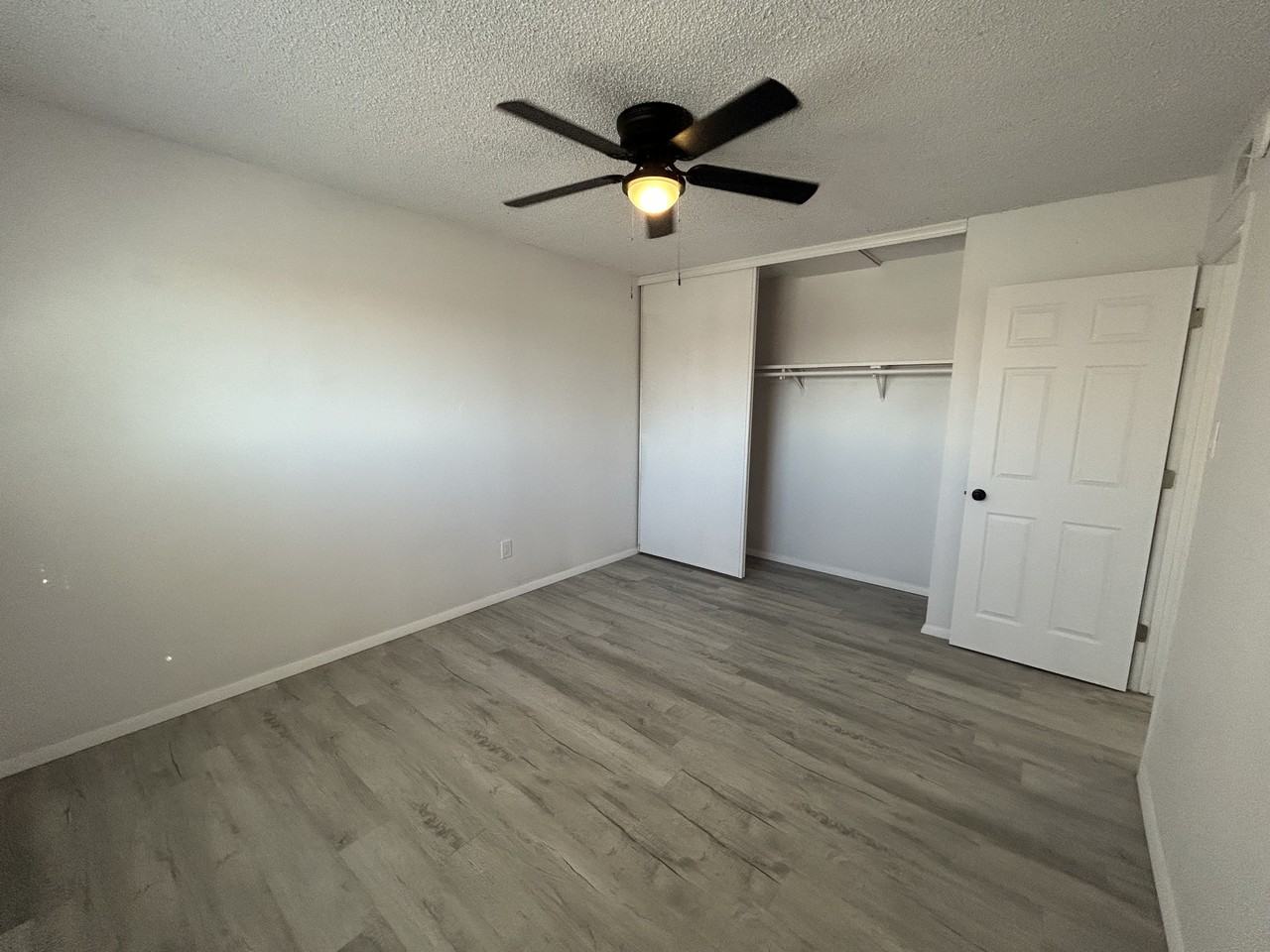 2801 Muriel St Ne - Photo 6 of 31