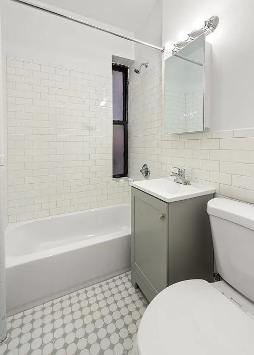 207 W 103rd St - Photo 6 of 6