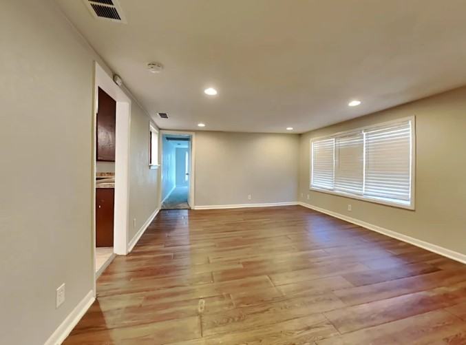 4620 Odessa Ave - Photo 3 of 12