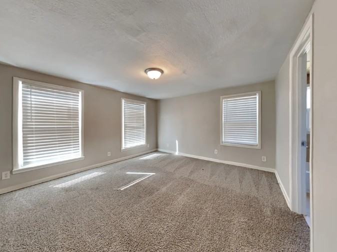 4620 Odessa Ave - Photo 7 of 12