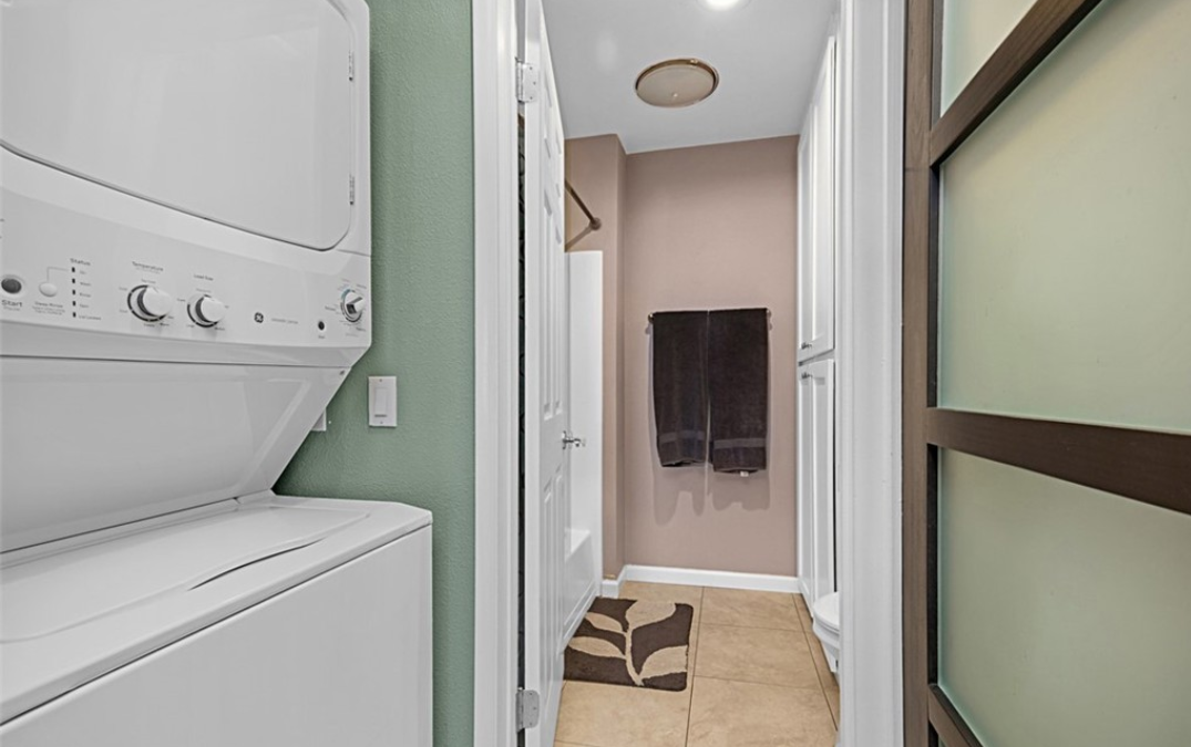 1040 Central Ave #10 - Photo 7 of 10