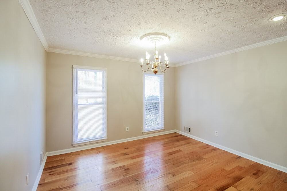 2671 Ashley Cir - Photo 6 of 25