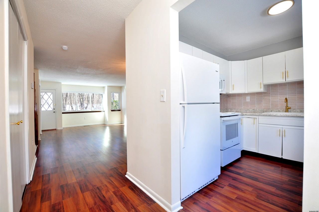 116 Hilltop Dr #116 - Photo 2 of 26