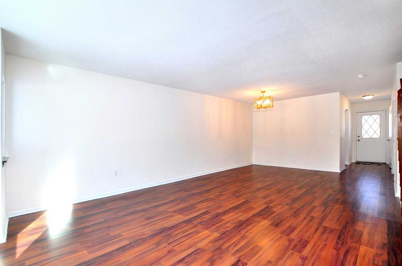 116 Hilltop Dr #116 - Photo 3 of 26