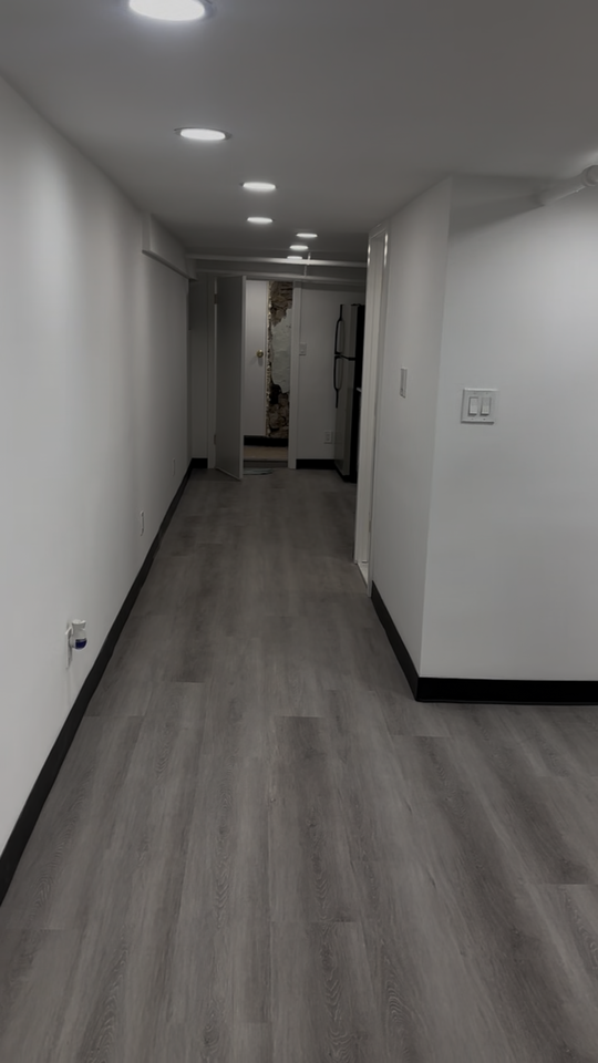 139 S 12th Ave #1 - Photo 3 of 4