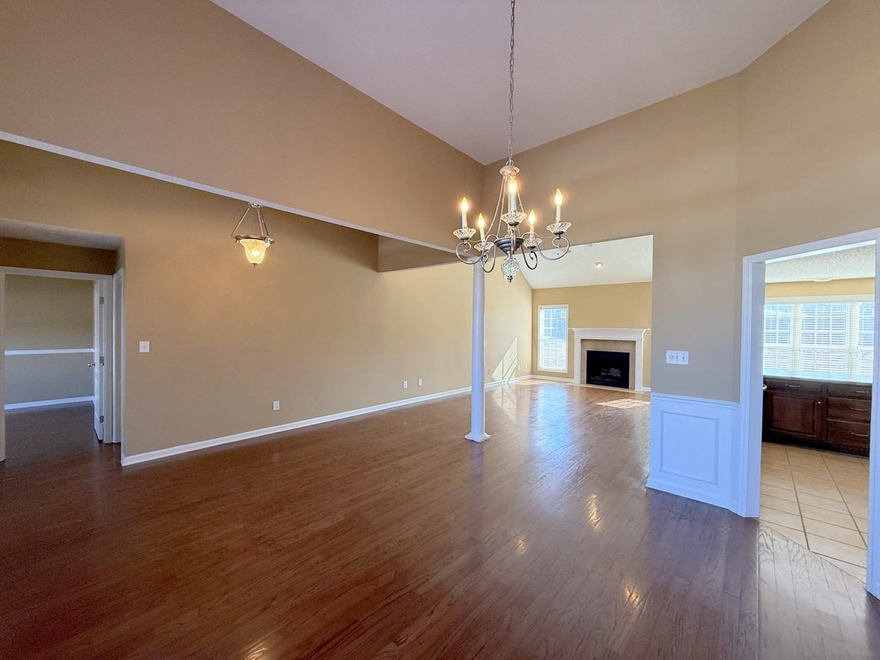 176 Timber Oak Rd #1 - Photo 4 of 46