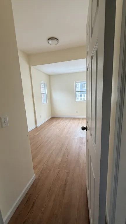 323 Amherst StThird floor #3H - Photo 5 of 6