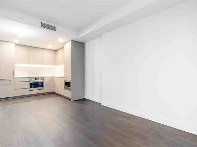 1500 Boulevard René-Lévesque Ouest #2101 - Photo 7 of 23