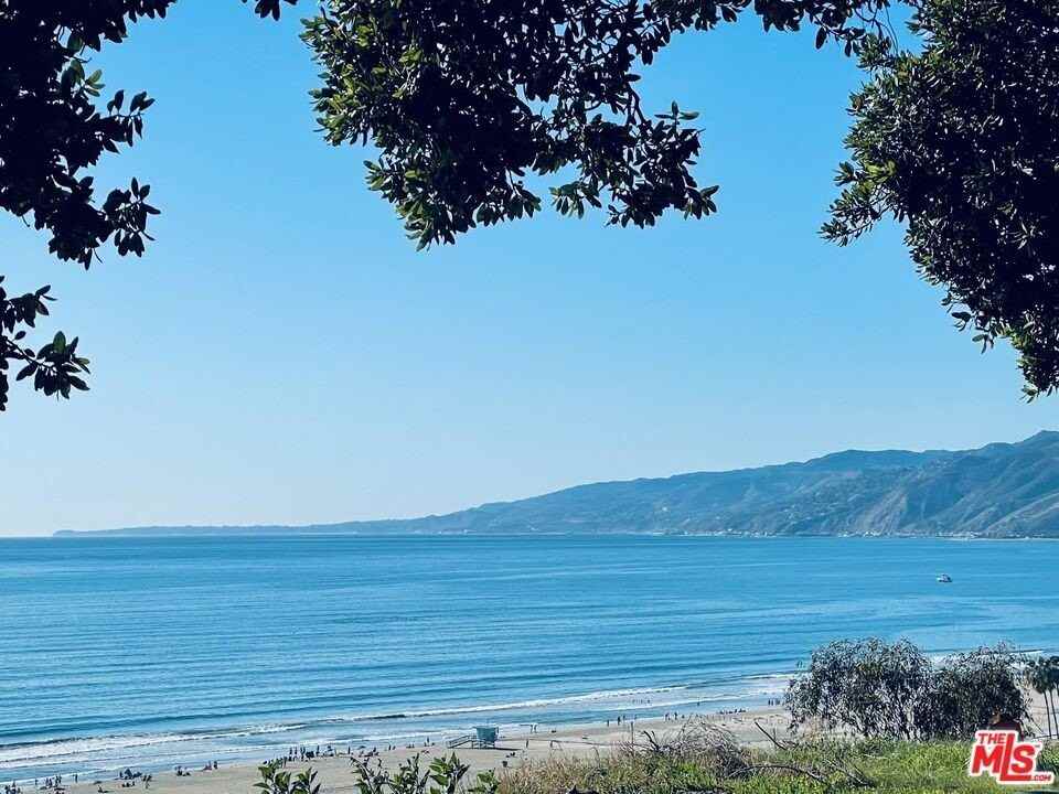 757 Ocean Ave Unit 308 #308 - Photo 5 of 11