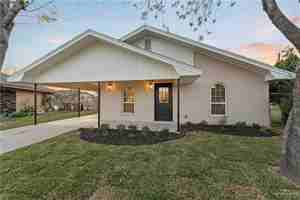 featured image of 811 S 19th Ave