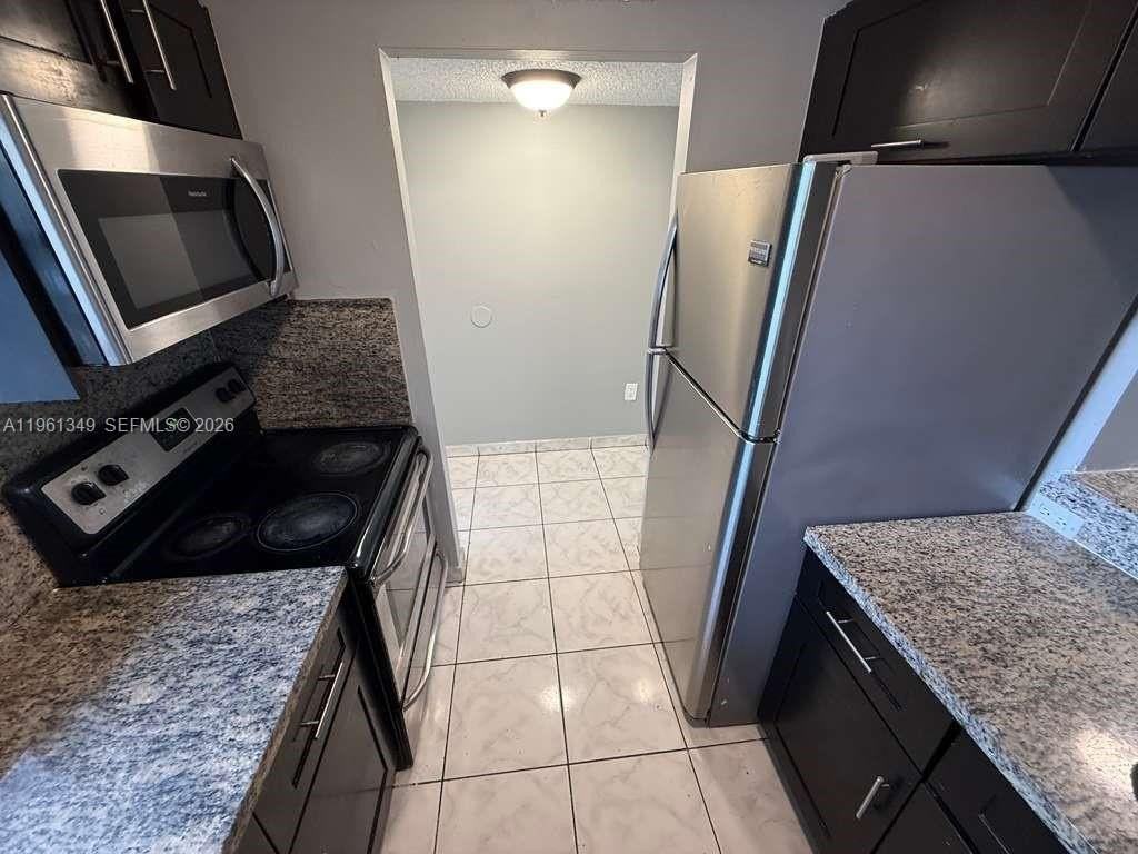 2721 Nw 23rd Ct #4 - Photo 2 of 13