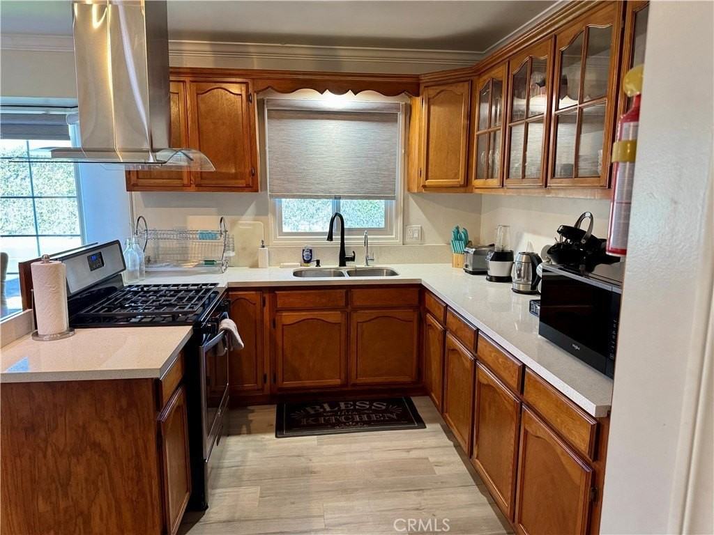 720 W Ramona Rd - Photo 7 of 8