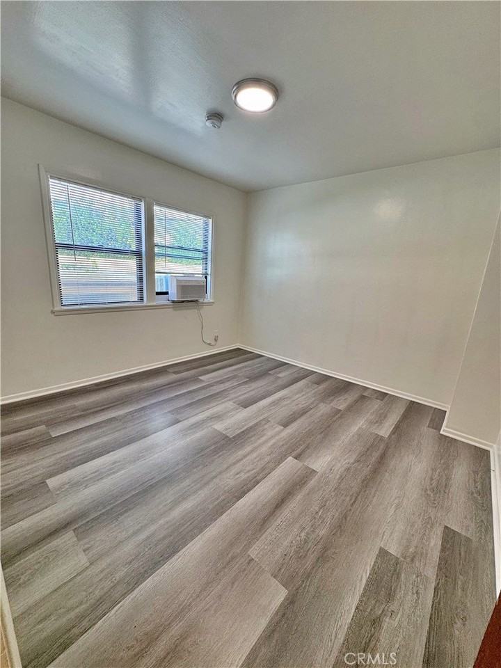 337 S Occidental Blvd #100 - Photo 7 of 9