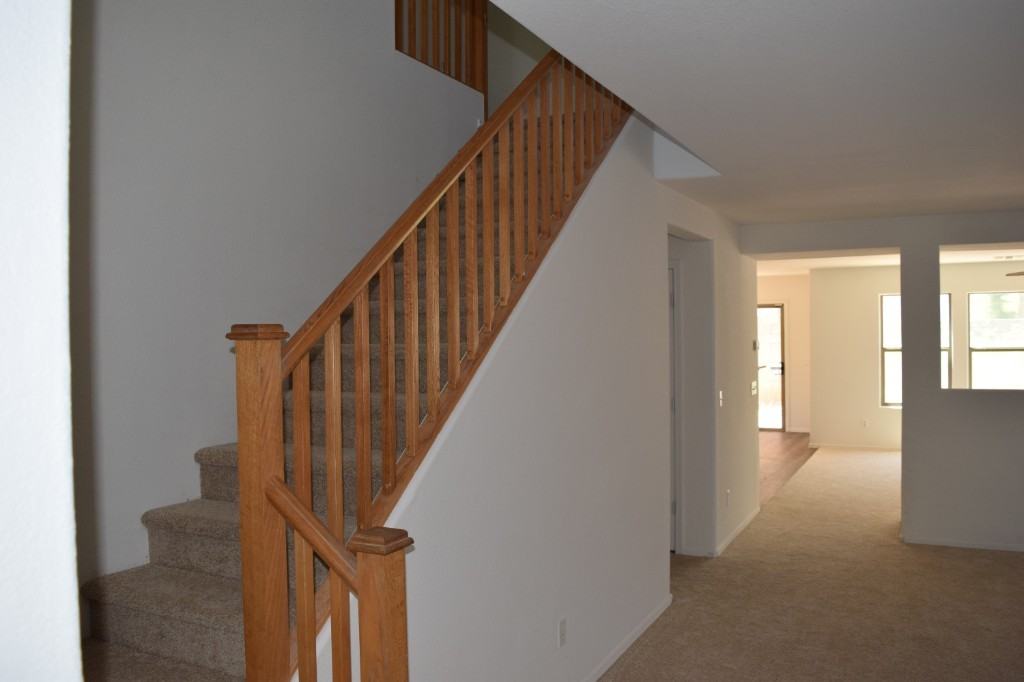 18409 W Dawn Dr - Photo 4 of 7