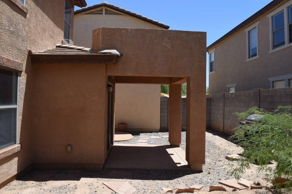 18409 W Dawn Dr - Photo 7 of 7