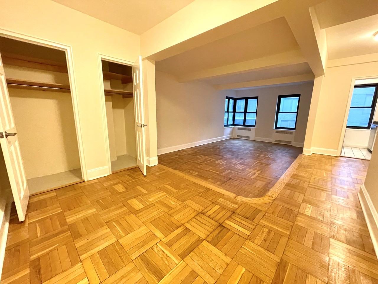 E 56th St #4A - Photo 3 of 12