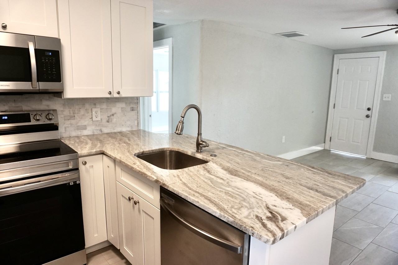 506 Engman St - Photo 3 of 23