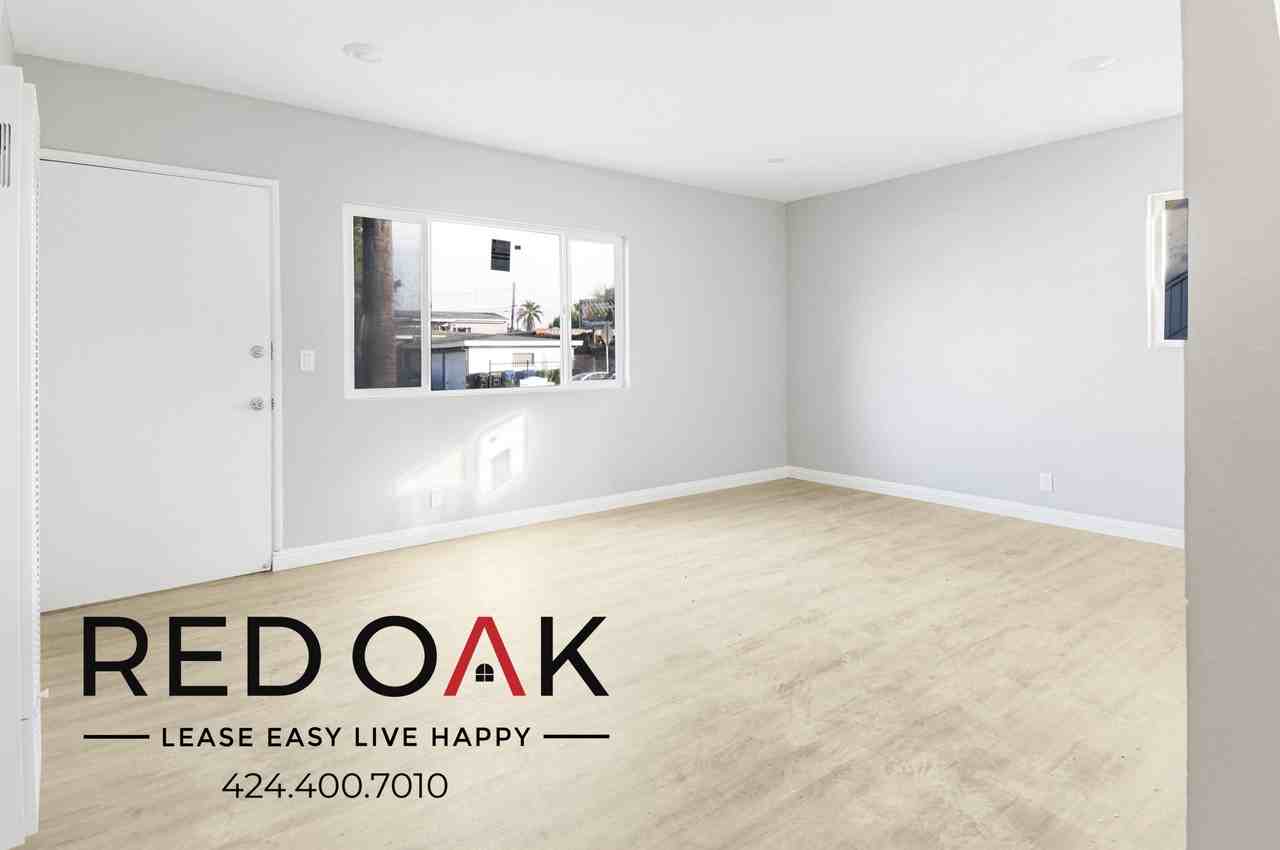 8011 S Western Ave #6 - Photo 2 of 16