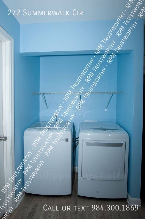 272 Summerwalk Cir - Photo 4 of 13