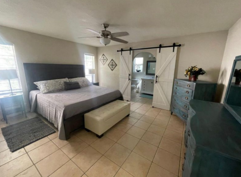 2611 Woodline St - Photo 4 of 19