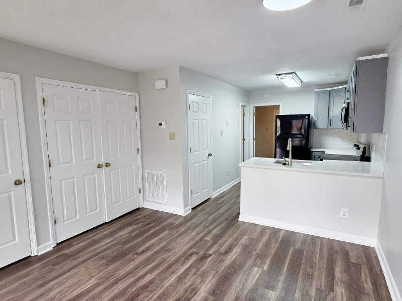 93 Stone Hill Ct - Photo 5 of 19