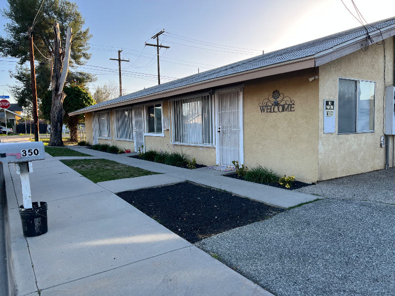 350 Brown St #2 - Photo 2 of 20