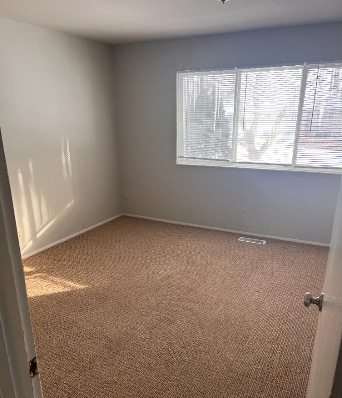 3412 Kenbrooke Ct - Photo 7 of 9