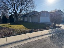 featured image of 1286 N Aster Pl
