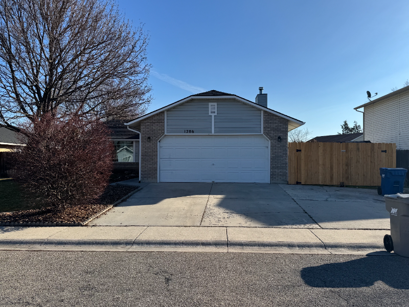 1286 N Aster Pl - Photo 2 of 17