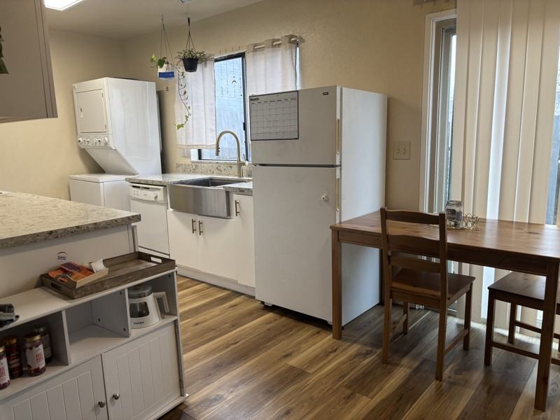 600 S 2nd St #B - Photo 5 of 7