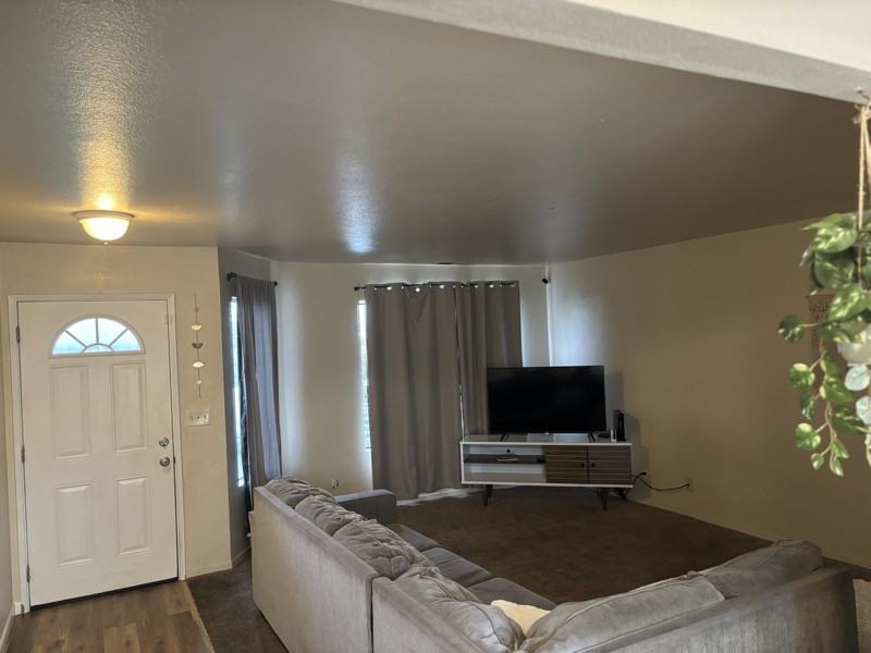 600 S 2nd St #B - Photo 6 of 7