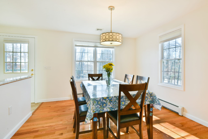 53 Arrowwood Dr - Photo 4 of 11