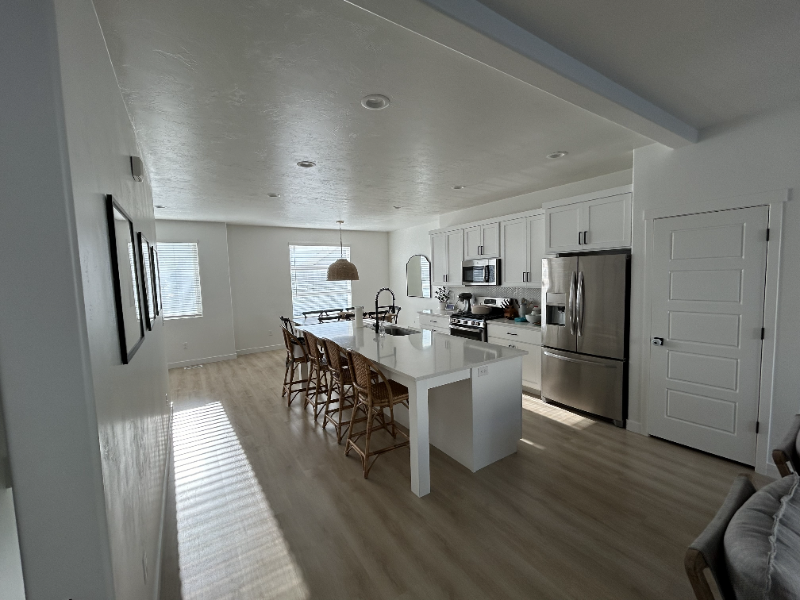 778 W Bronze Leaf Rd - Photo 5 of 10