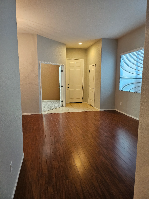 30636 Parkview Ln - Photo 4 of 20