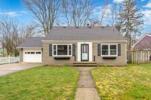 featured image of 2113 Paddington Rd