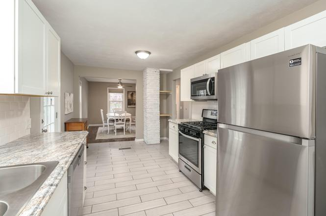 2113 Paddington Rd - Photo 7 of 17