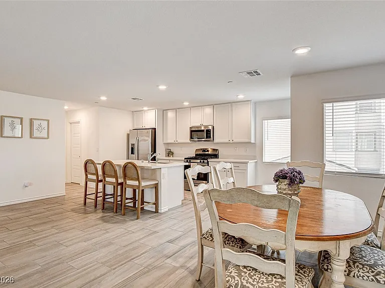 3546 Reserve Ct - Photo 5 of 20