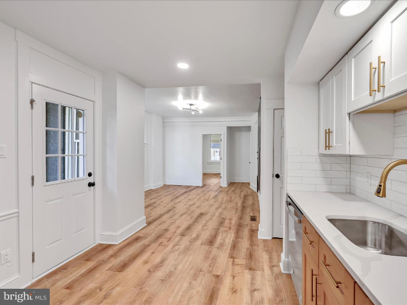 53 S Marshall St #1 - Photo 4 of 7