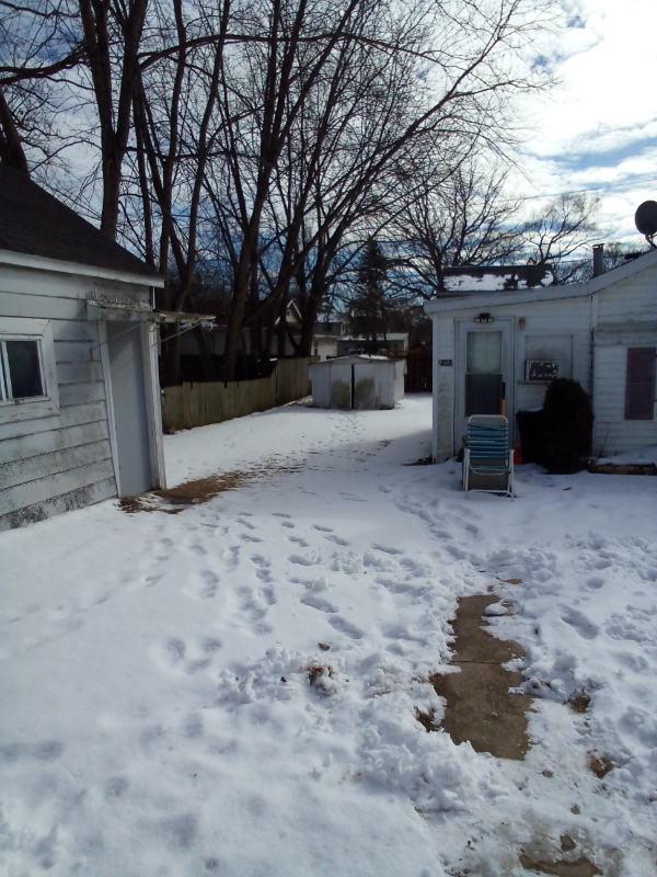 713 15th Pl - Photo 3 of 20