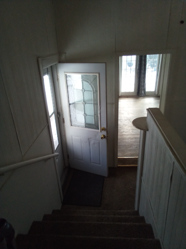 713 15th Pl - Photo 6 of 20