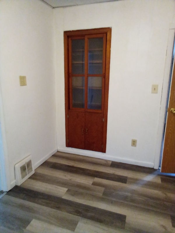 713 15th Pl - Photo 7 of 20