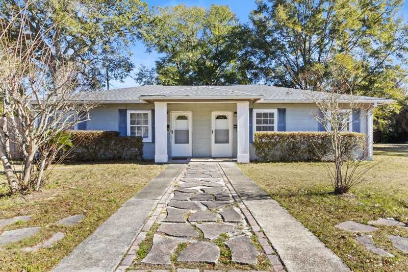 1208 N D St #A - Photo 2 of 20