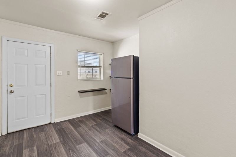 1208 N D St #A - Photo 7 of 20