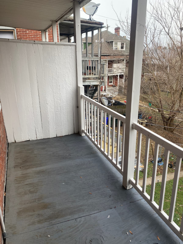 136 N Locust St - Photo 3 of 9