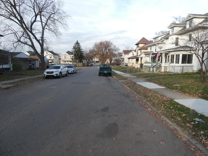 616 Saint Nicholas Ave - Photo 3 of 20