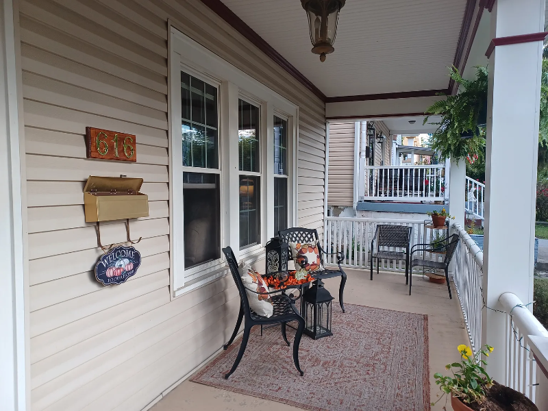 616 Saint Nicholas Ave - Photo 4 of 20