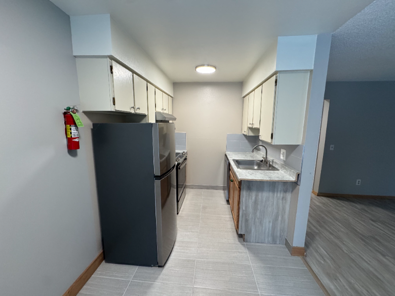 3061 Lois Dr #609 - Photo 2 of 16