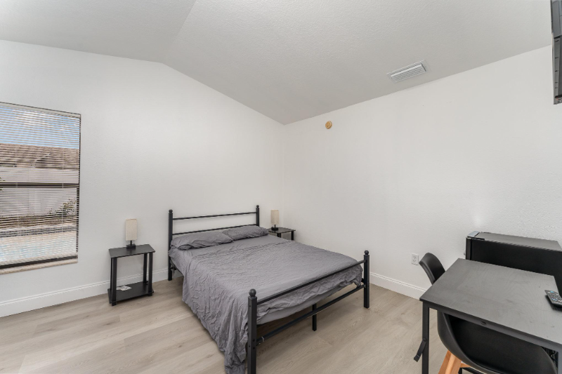 101 Magnolia Plantation Ct - Photo 3 of 6