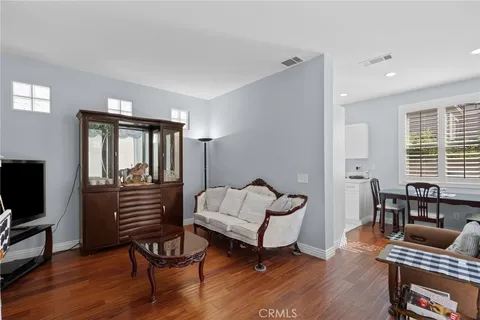 27905 Crown Court Cir - Photo 3 of 20